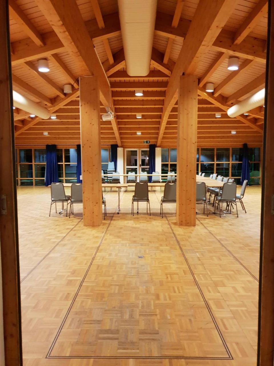 Hotel Du Val Cernier Luaran gambar