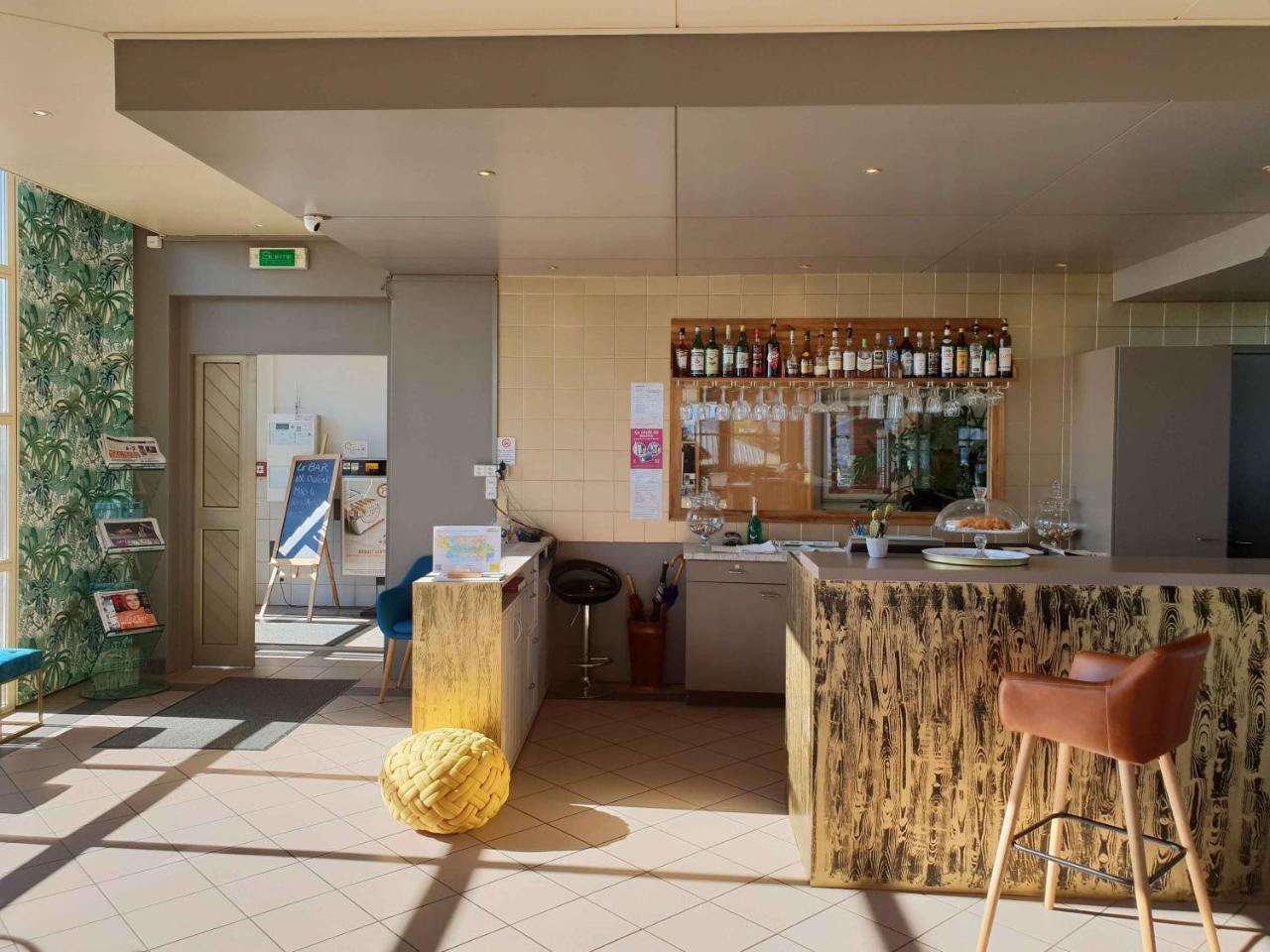 Hotel Du Val Cernier Luaran gambar